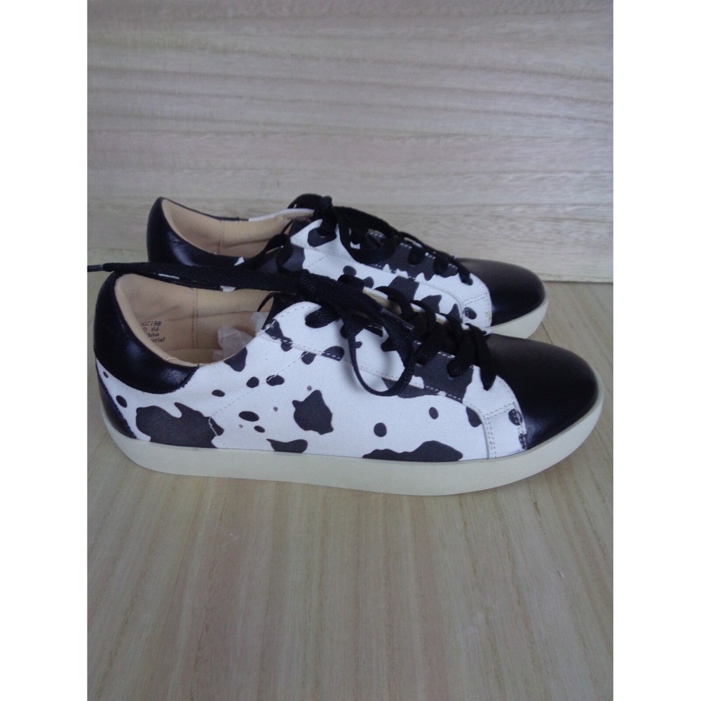 Journee Collection Erica Comfort Womens Sneakers Cowhide Print Womens 6.5 Wide